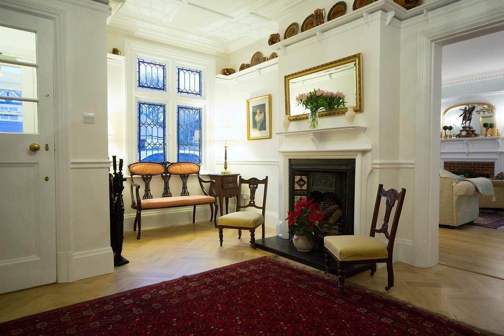 Ditton Lodge Kingston upon Thames  Εξωτερικό φωτογραφία