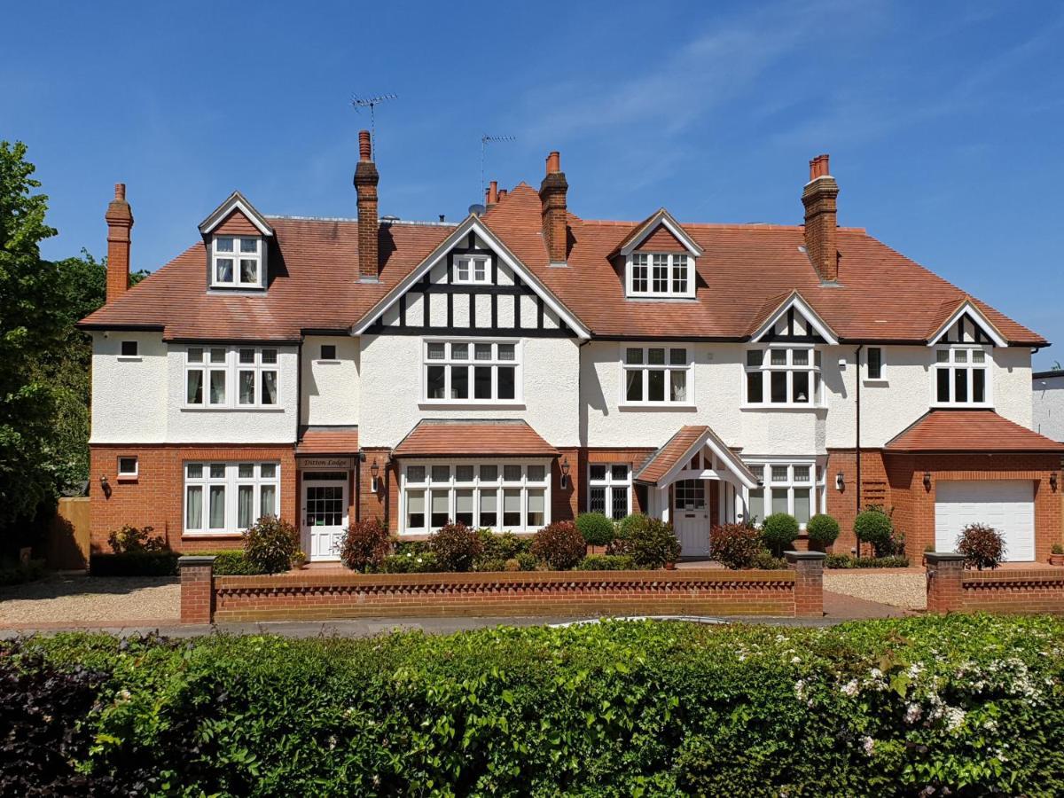 Ditton Lodge Kingston upon Thames  Εξωτερικό φωτογραφία